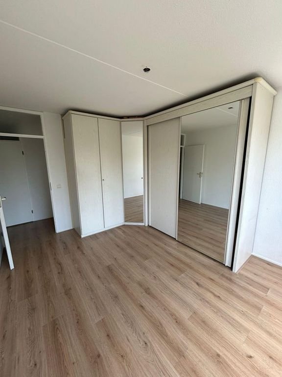 107 m2 apartment with sunny terrace - Image 17