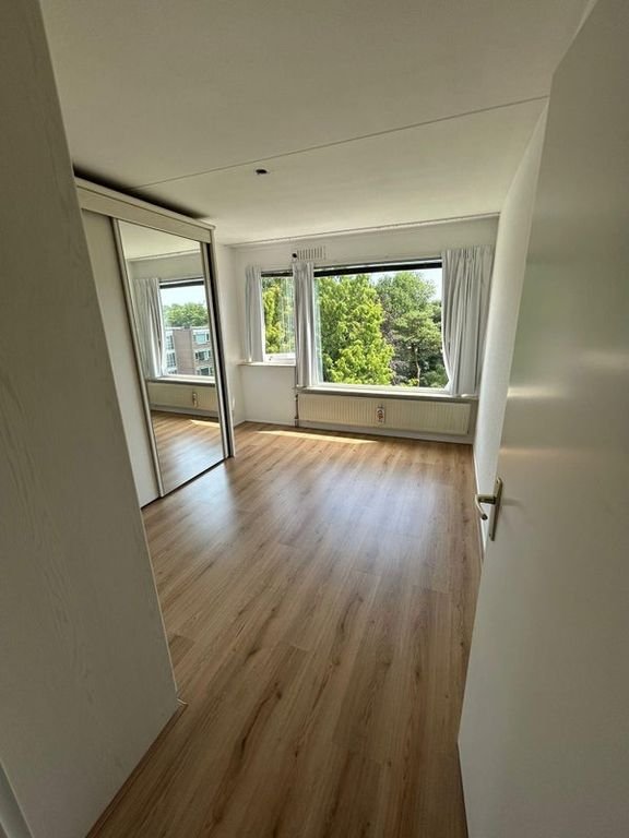 107 m2 apartment with sunny terrace - Image 16