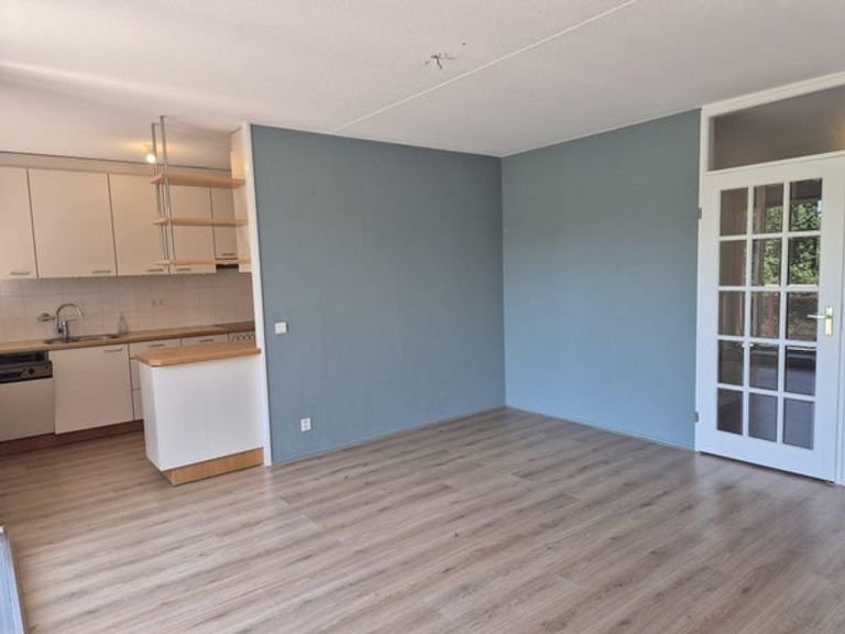 107 m2 apartment with sunny terrace - Image 10