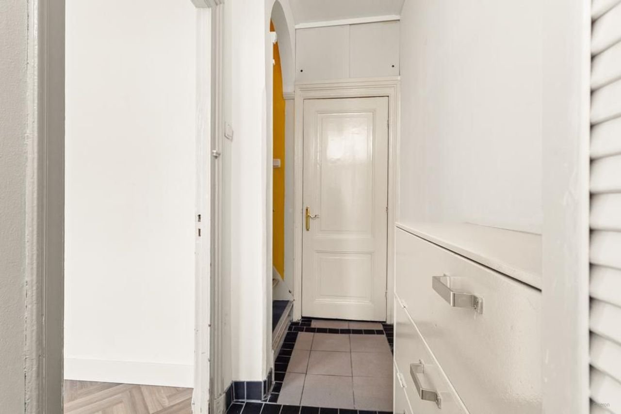 Licht huis met tuin in de Tuinstadwijk - Afbeelding 4