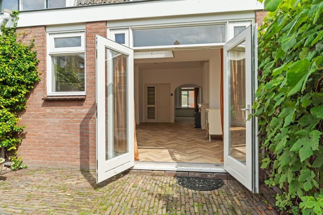 Licht huis met tuin in de Tuinstadwijk - Afbeelding 22