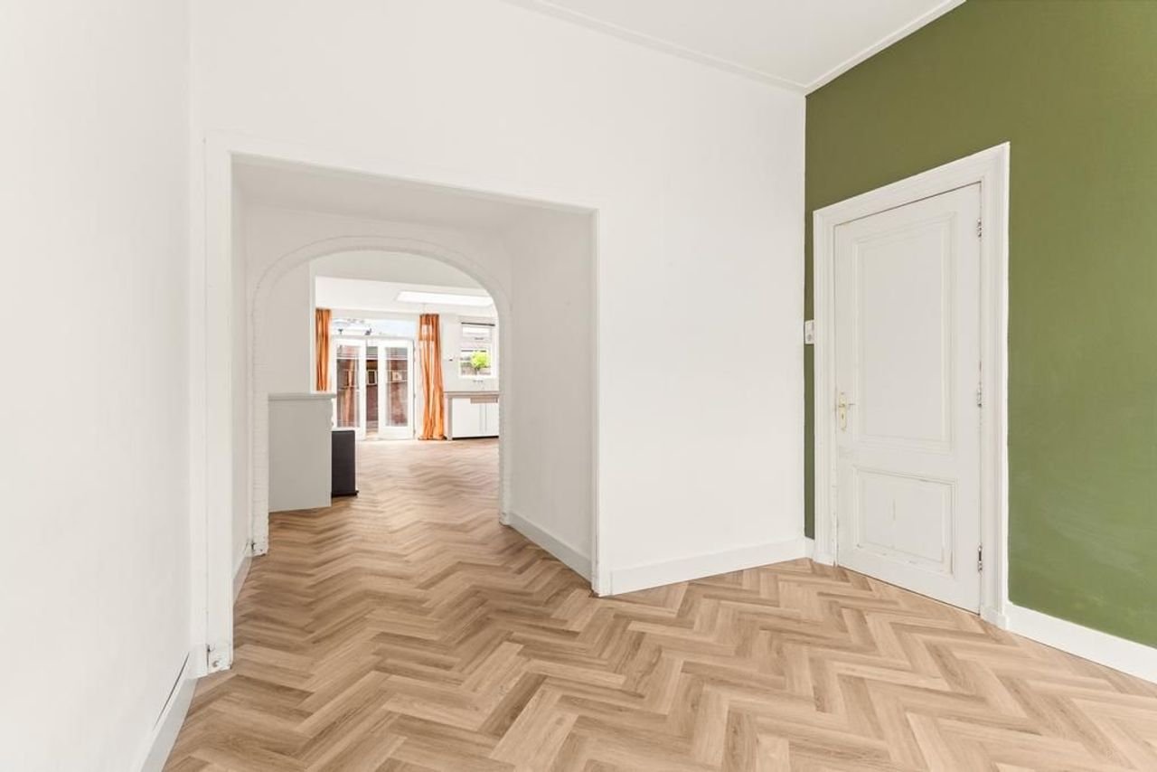Licht huis met tuin in de Tuinstadwijk - Afbeelding 9