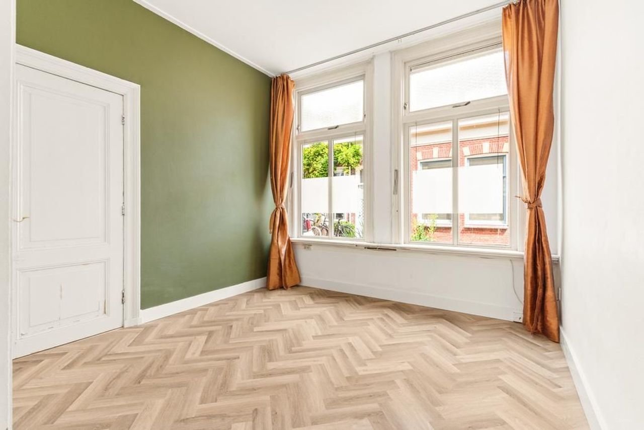 Licht huis met tuin in de Tuinstadwijk - Afbeelding 8