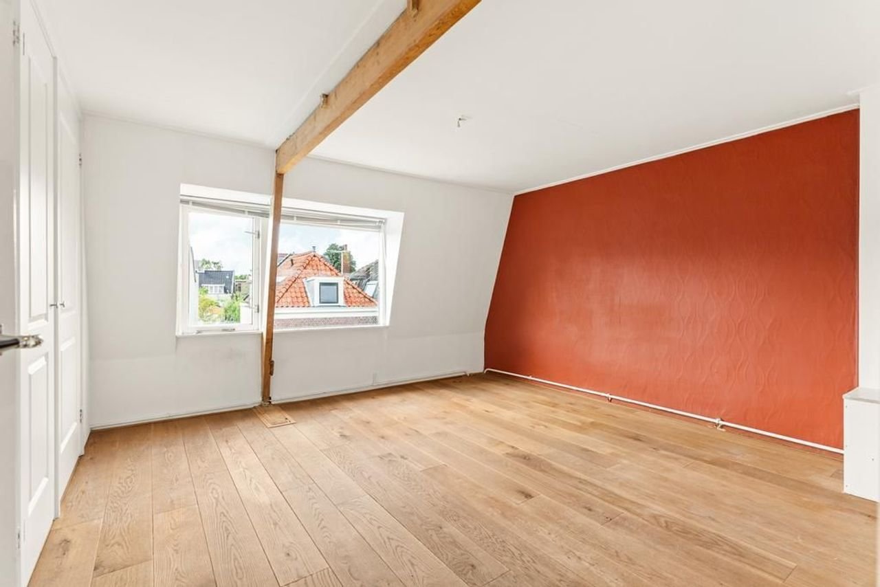 Licht huis met tuin in de Tuinstadwijk - Afbeelding 23