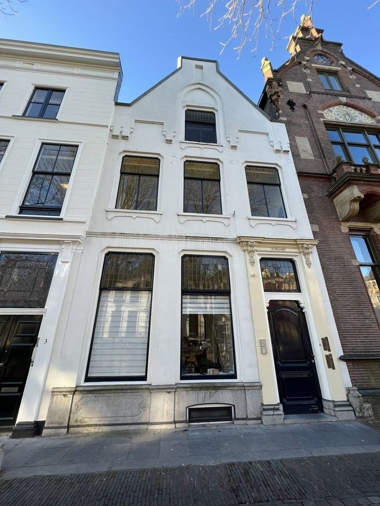 Loft aan de Nieuwegracht met dakterras - Afbeelding 1