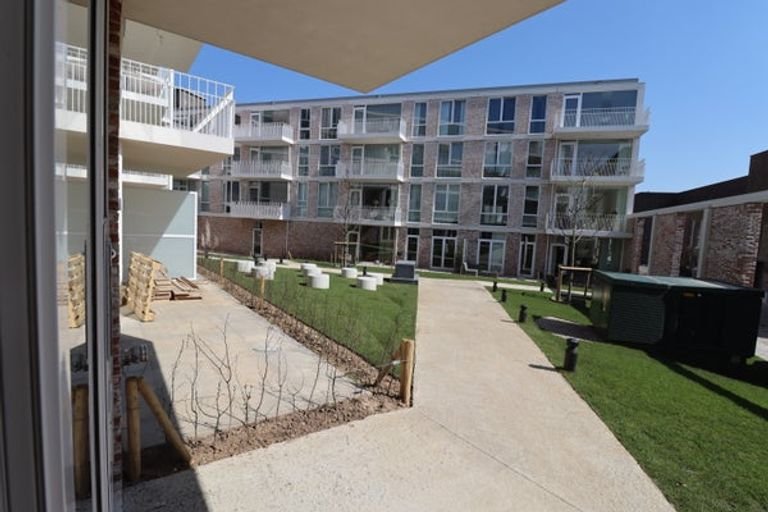 Nieuw 2-kamerappartement met balkon - Afbeelding 2