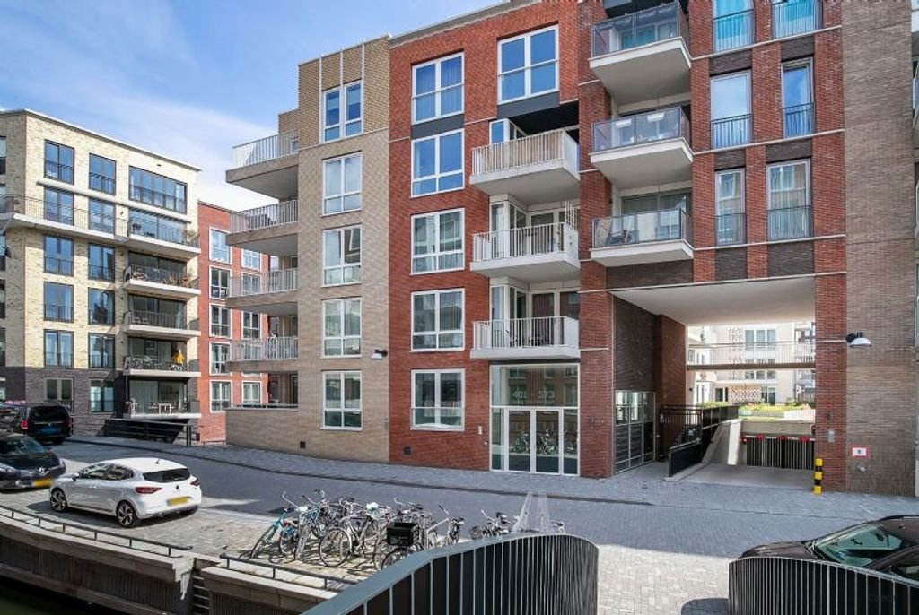 3-kamerappartement met balkon op zuid - Afbeelding 1
