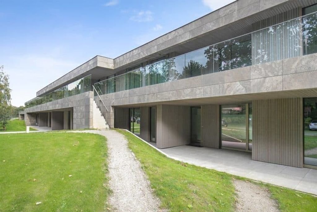 Apartment on the golf course in Best - Image 2