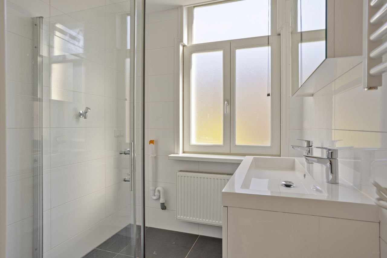 Tweekamerappartement met extra zolderkamer - Afbeelding 10