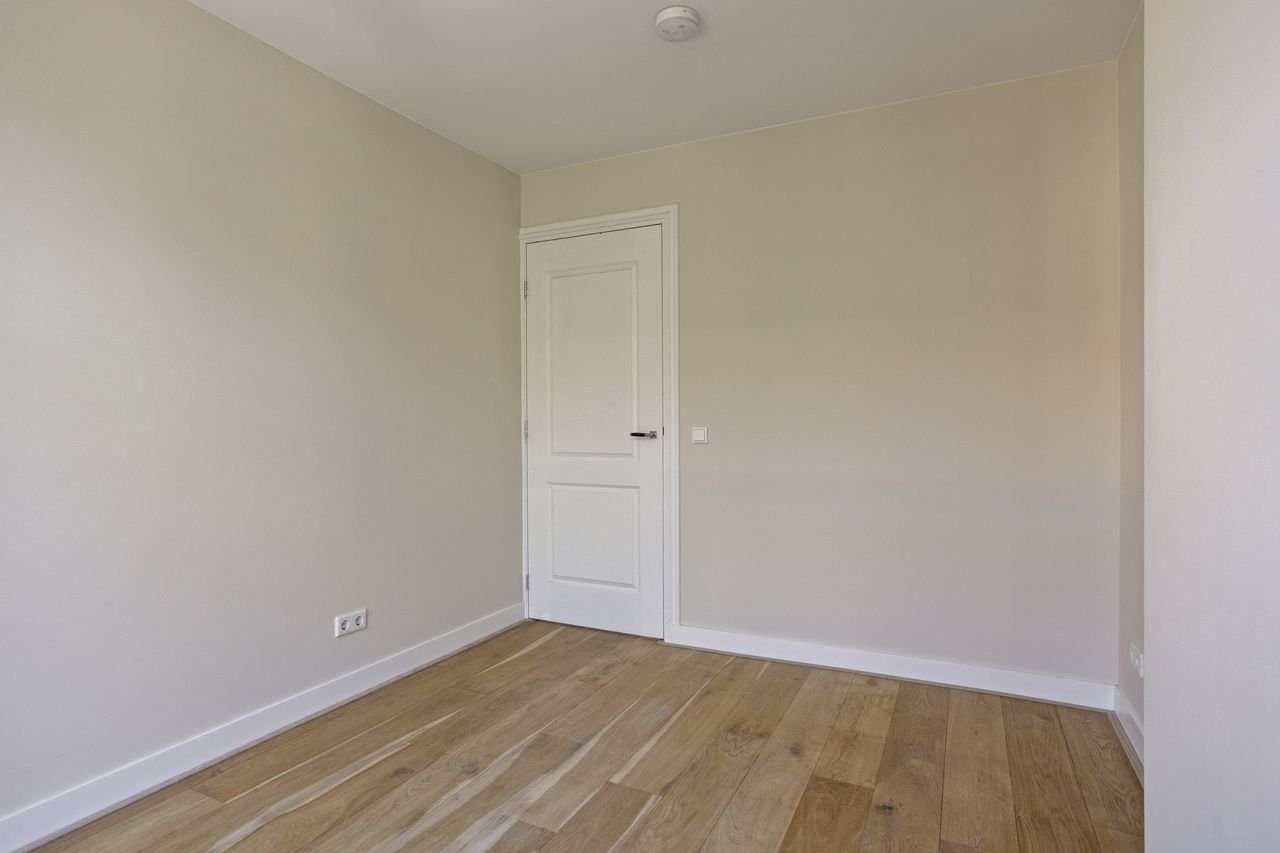 Tweekamerappartement met extra zolderkamer - Afbeelding 8