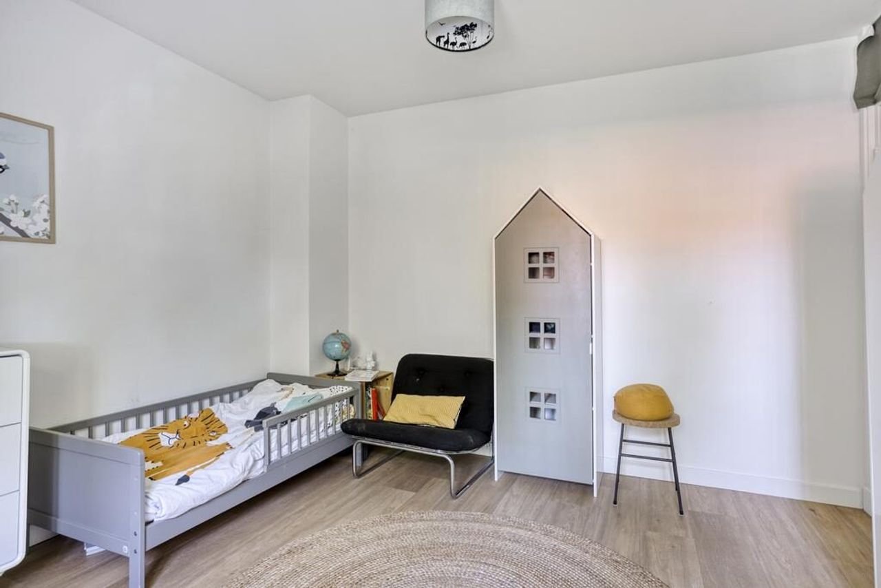 Jaren '30 herenhuis met 5 slaapkamers - Afbeelding 25