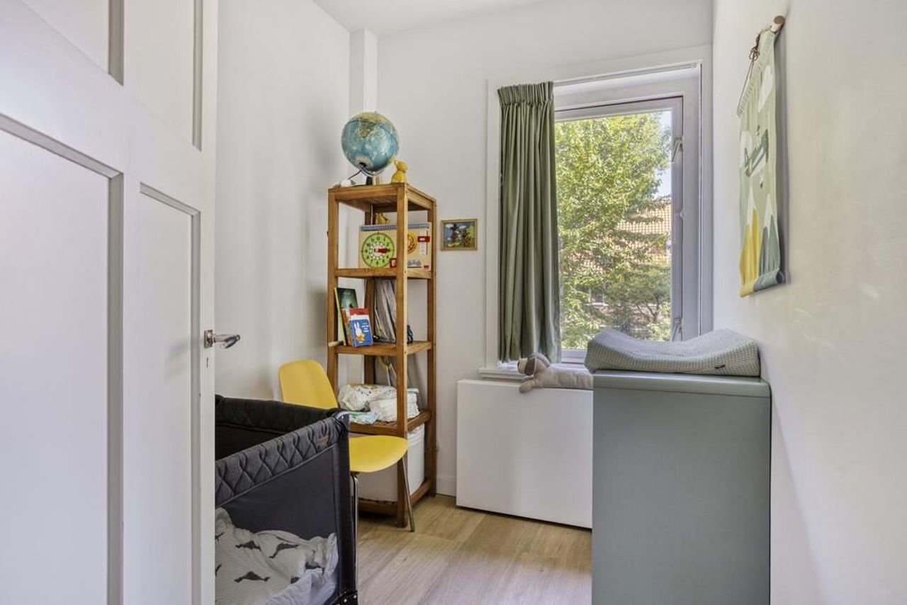 Jaren '30 herenhuis met 5 slaapkamers - Afbeelding 22