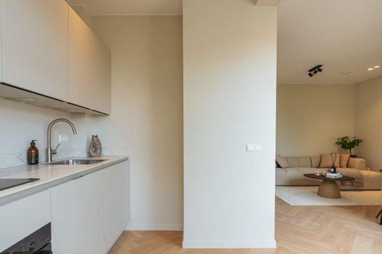 Licht appartement met 2 slaapkamers in Oost - Afbeelding 9