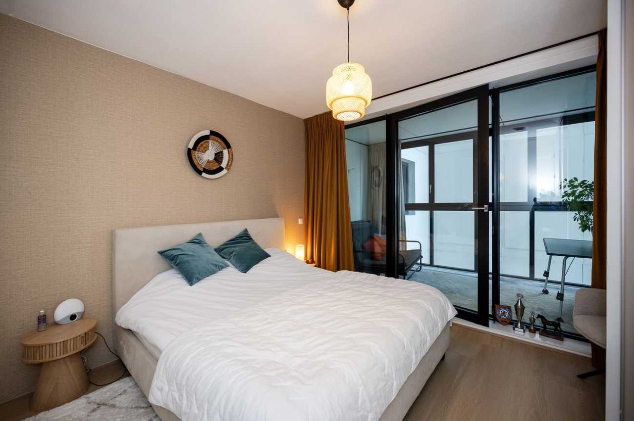 Instapklaar 2-kamerappartement bij Amstel - Afbeelding 11