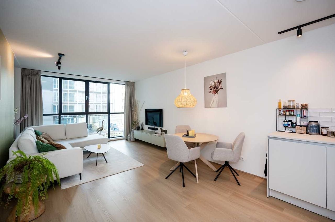 Instapklaar 2-kamerappartement bij Amstel - Afbeelding 5