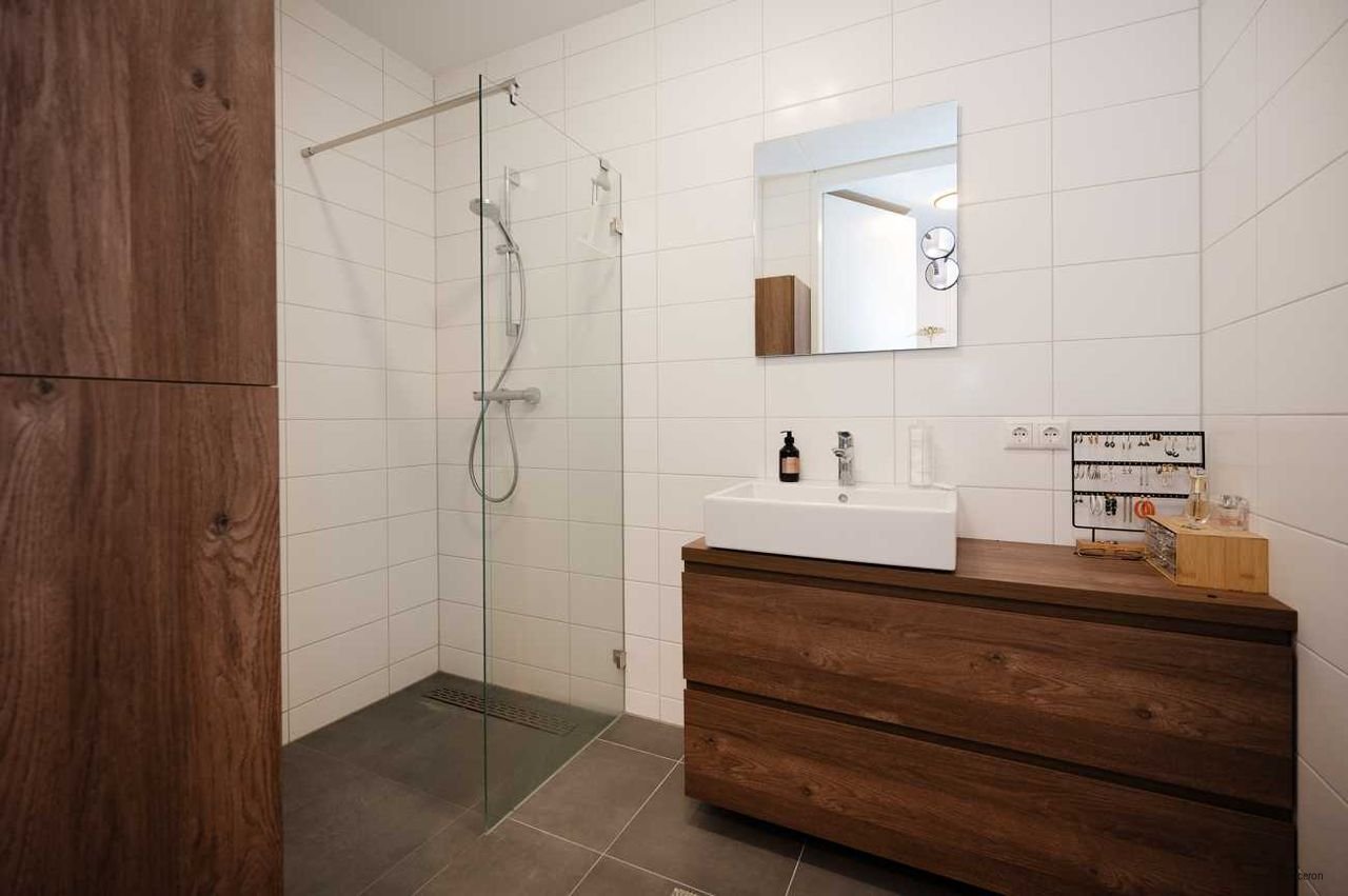 Instapklaar 2-kamerappartement bij Amstel - Afbeelding 14