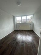 Terraced house with 4 bedrooms and garden - Image 4