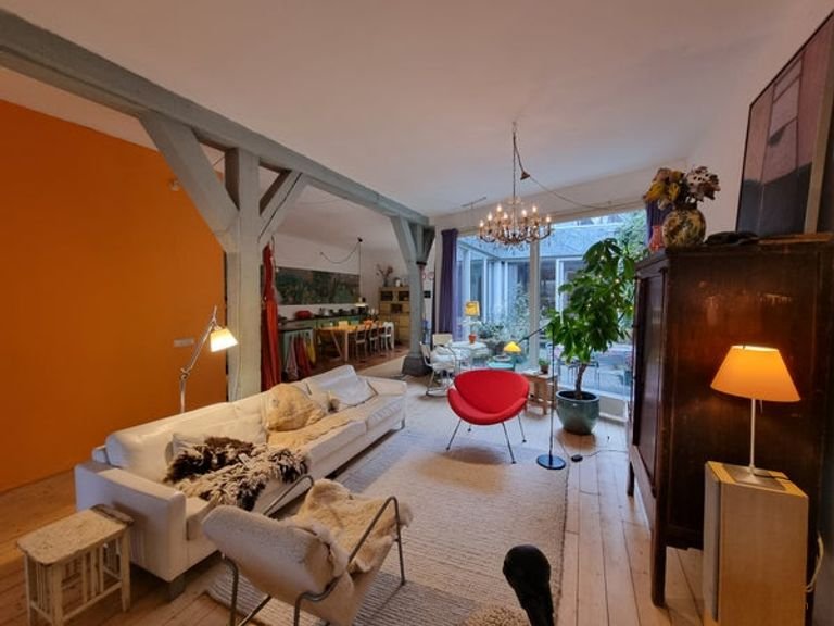 270 m² by the water on Prinseneiland - Image 2