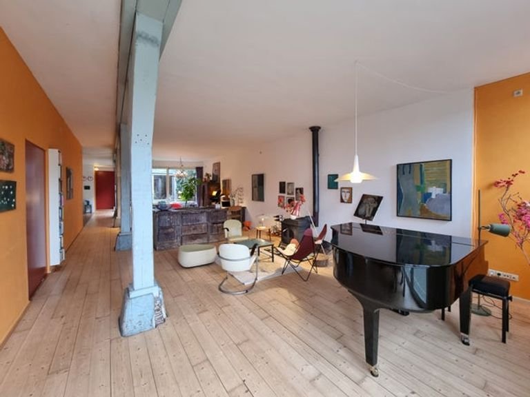 270 m² by the water on Prinseneiland - Image 5