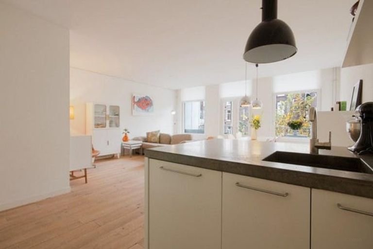 Gemeubileerd 3-kamerappartement met balkon - Afbeelding 6