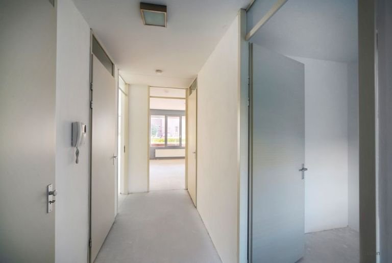 Ground-floor apartment with 2 bedrooms - Image 6