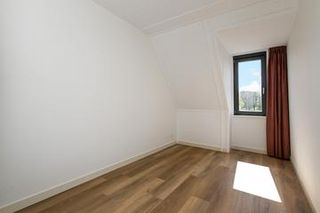 Energy-efficient family home with 4 bedrooms - Image 12