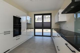 Energy-efficient family home with 4 bedrooms - Image 7