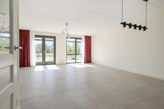 Energy-efficient family home with 4 bedrooms - Image 3