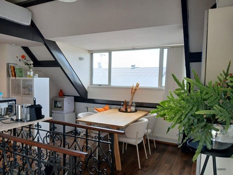 30 m² studio apartment near the station - Image 4