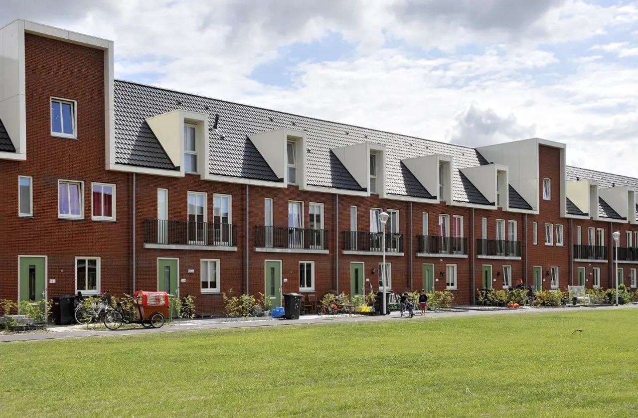 Energiezuinige gezinswoning van 132m² in Nootdorp - Afbeelding 1