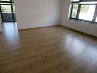 98 m² met balkon in Osdorp - Afbeelding 3