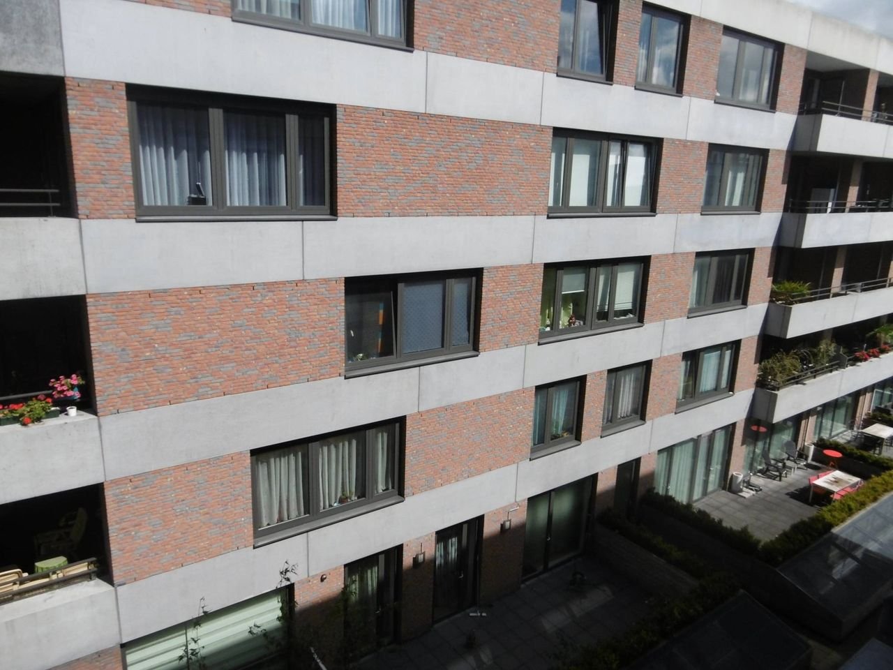 98 m² met balkon in Osdorp - Afbeelding 10