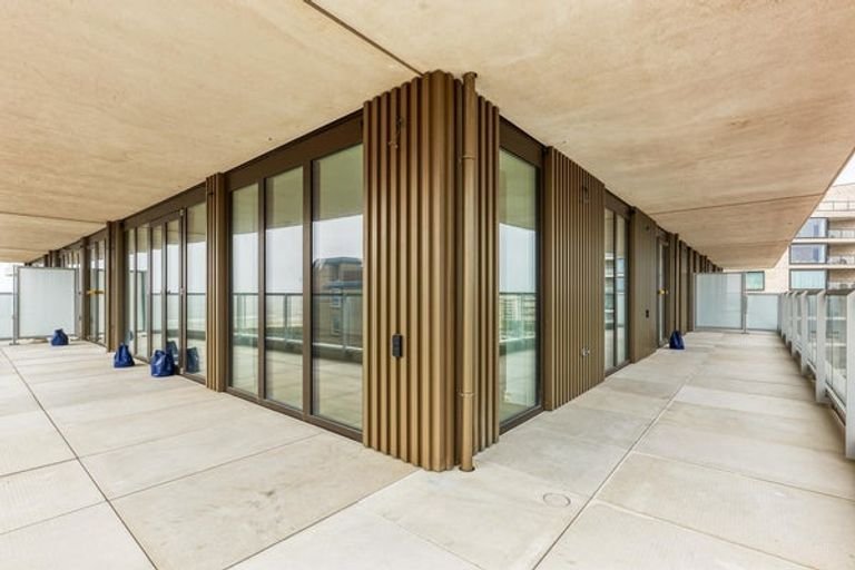 130 m2 apartment with sea view terrace - Image 8