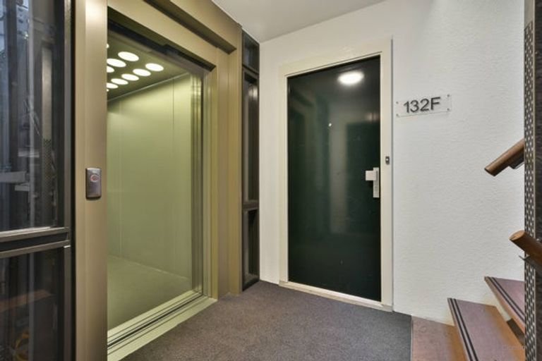 3-kamerappartement met lift in Czaar Peterbuurt - Afbeelding 23