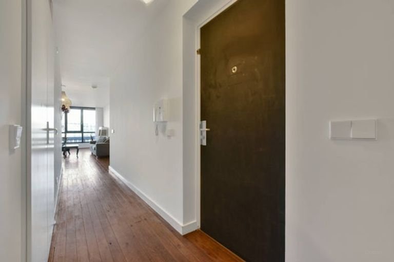 3-kamerappartement met lift in Czaar Peterbuurt - Afbeelding 24