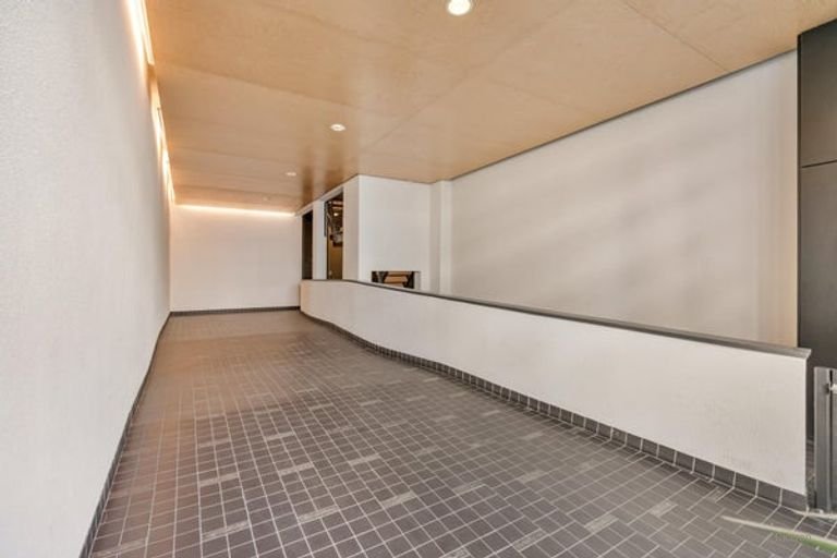 3-kamerappartement met lift in Czaar Peterbuurt - Afbeelding 21