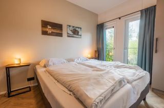 Gemeubileerde nieuwbouwwoning aan het water in Wanneperveen - Afbeelding 10
