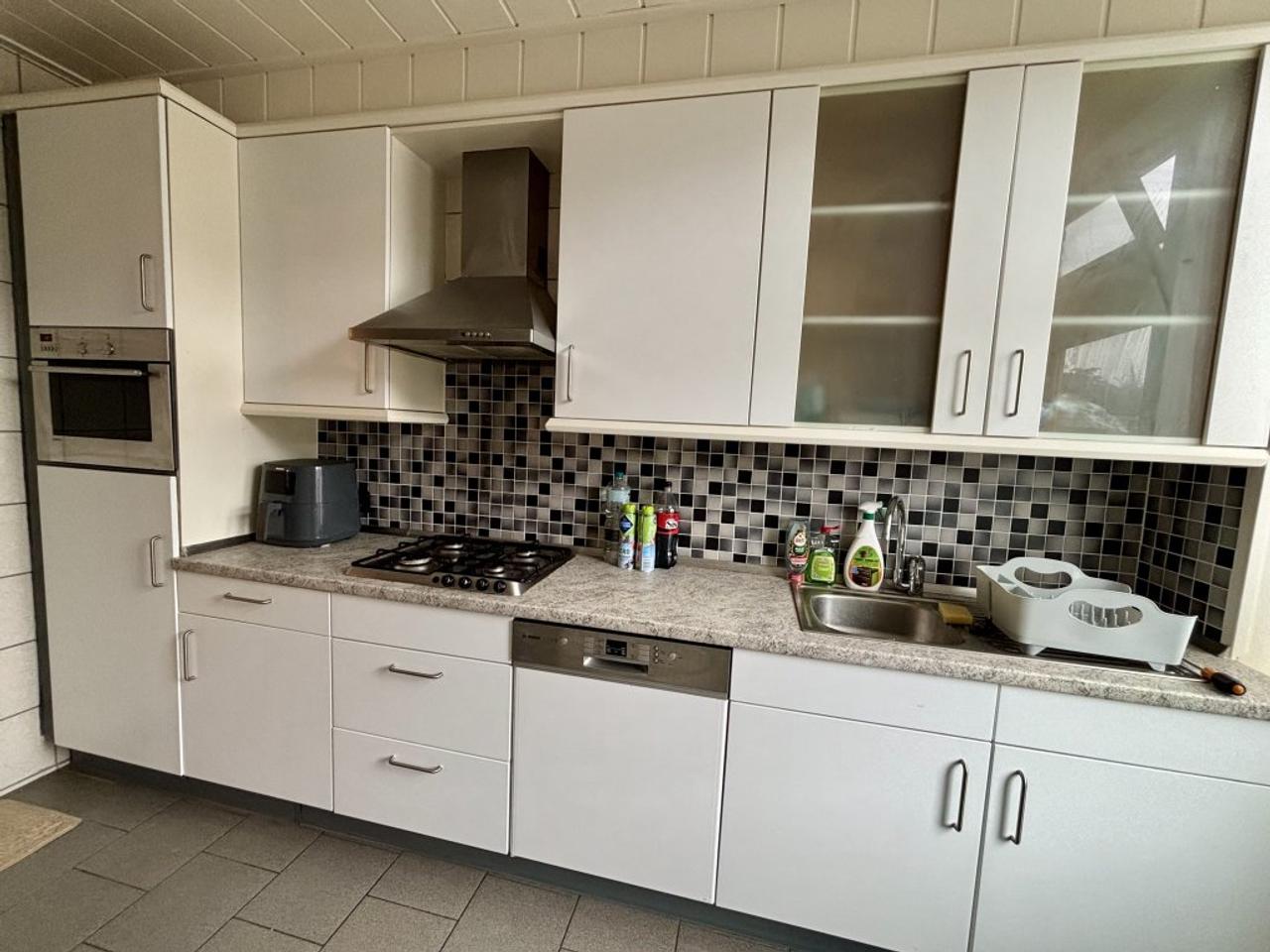 Hoekwoning met 3 slaapkamers en tuin - Afbeelding 3