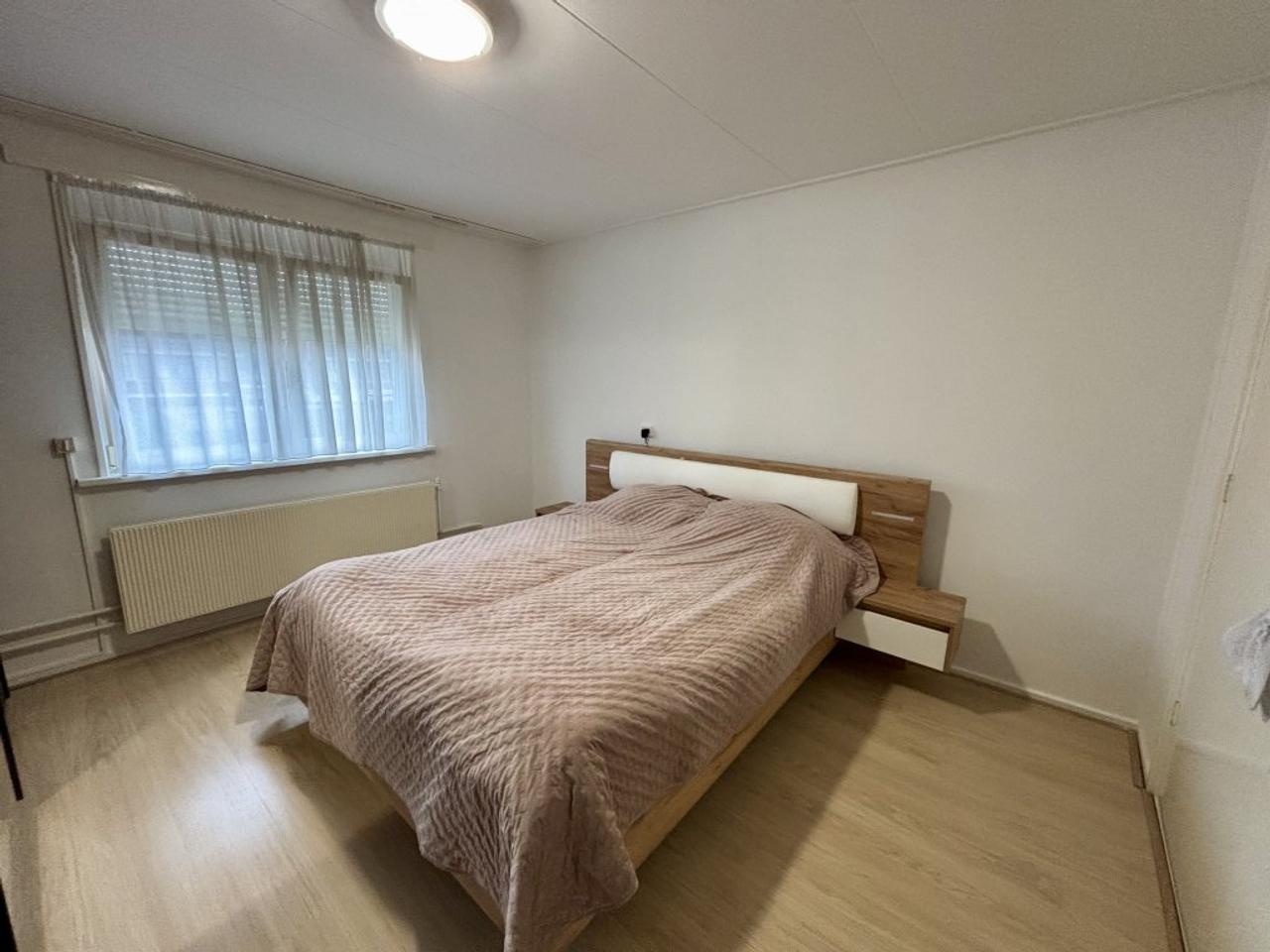 Hoekwoning met 3 slaapkamers en tuin - Afbeelding 5