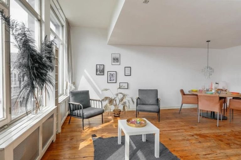 Gemeubileerd appartment met balkon en parkeerplek in centrum Den Bosch - Afbeelding 6