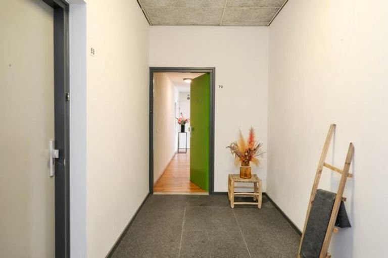 Gemeubileerd appartment met balkon en parkeerplek in centrum Den Bosch - Afbeelding 5