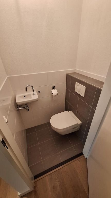 3-room apartment with terrace and parking - Image 25