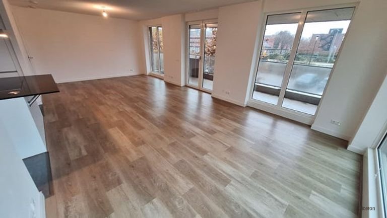 3-room apartment with terrace and parking - Image 9