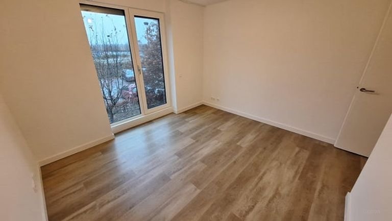 3-room apartment with terrace and parking - Image 23