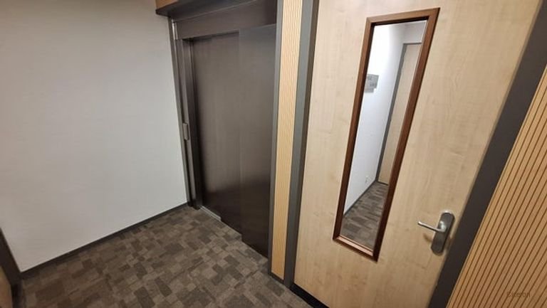 3-room apartment with terrace and parking - Image 6