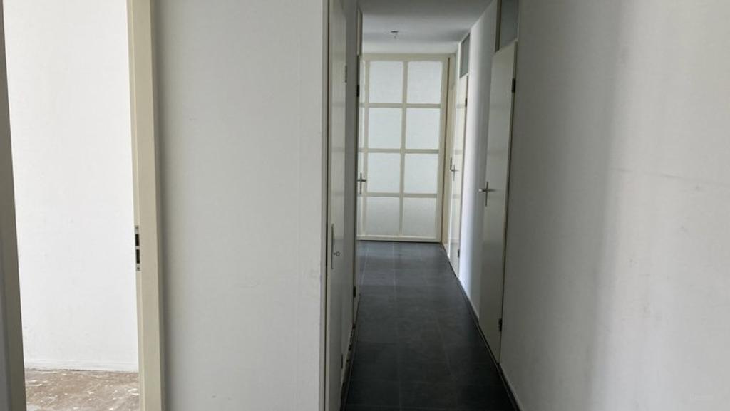 96 m² wonen in hartje Almere - Afbeelding 1