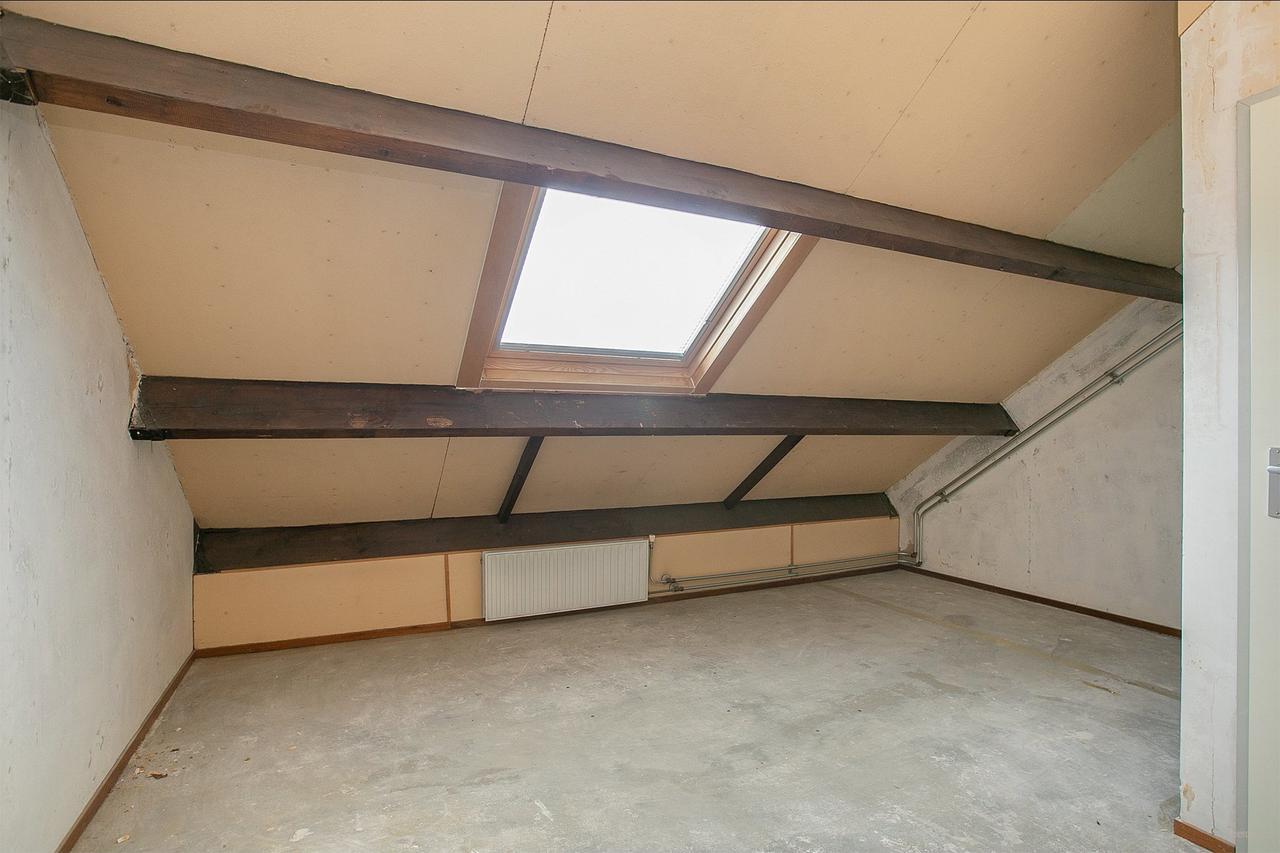 5-bedroom house with garden - Image 21