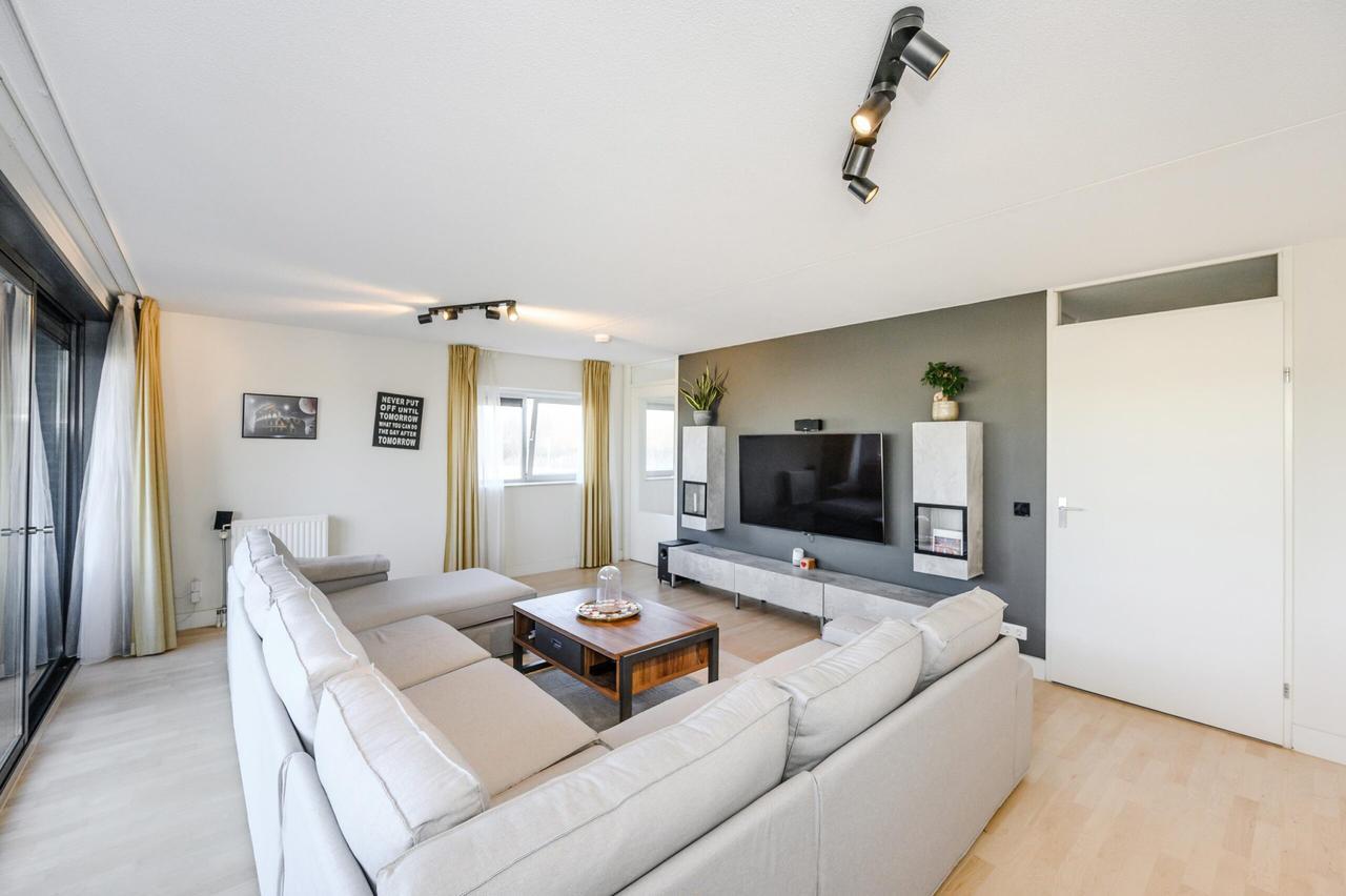 Gemeubileerd 3-kamerappartement met balkon - Afbeelding 7