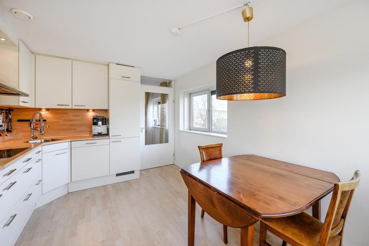 Gemeubileerd 3-kamerappartement met balkon - Afbeelding 11