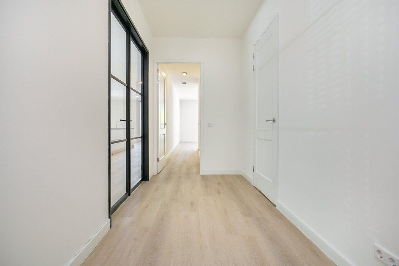 175 m² hoekappartement met 2 parkeerplekken - Afbeelding 6